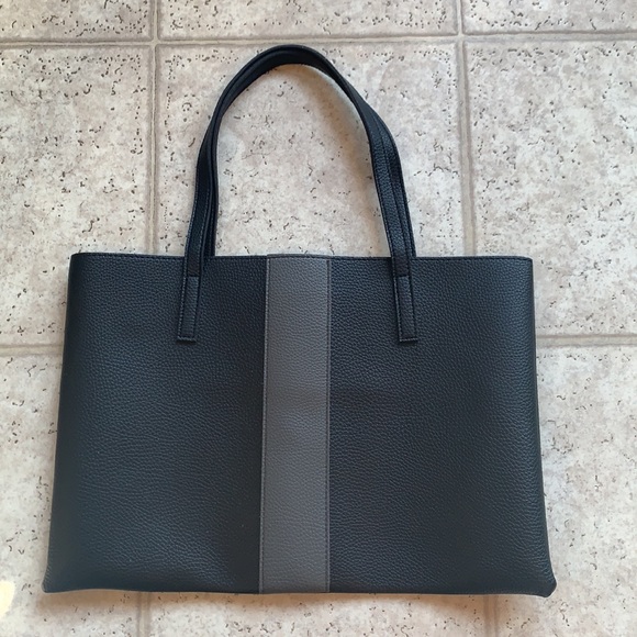 Black Vince Camuto tote - Picture 2 of 5